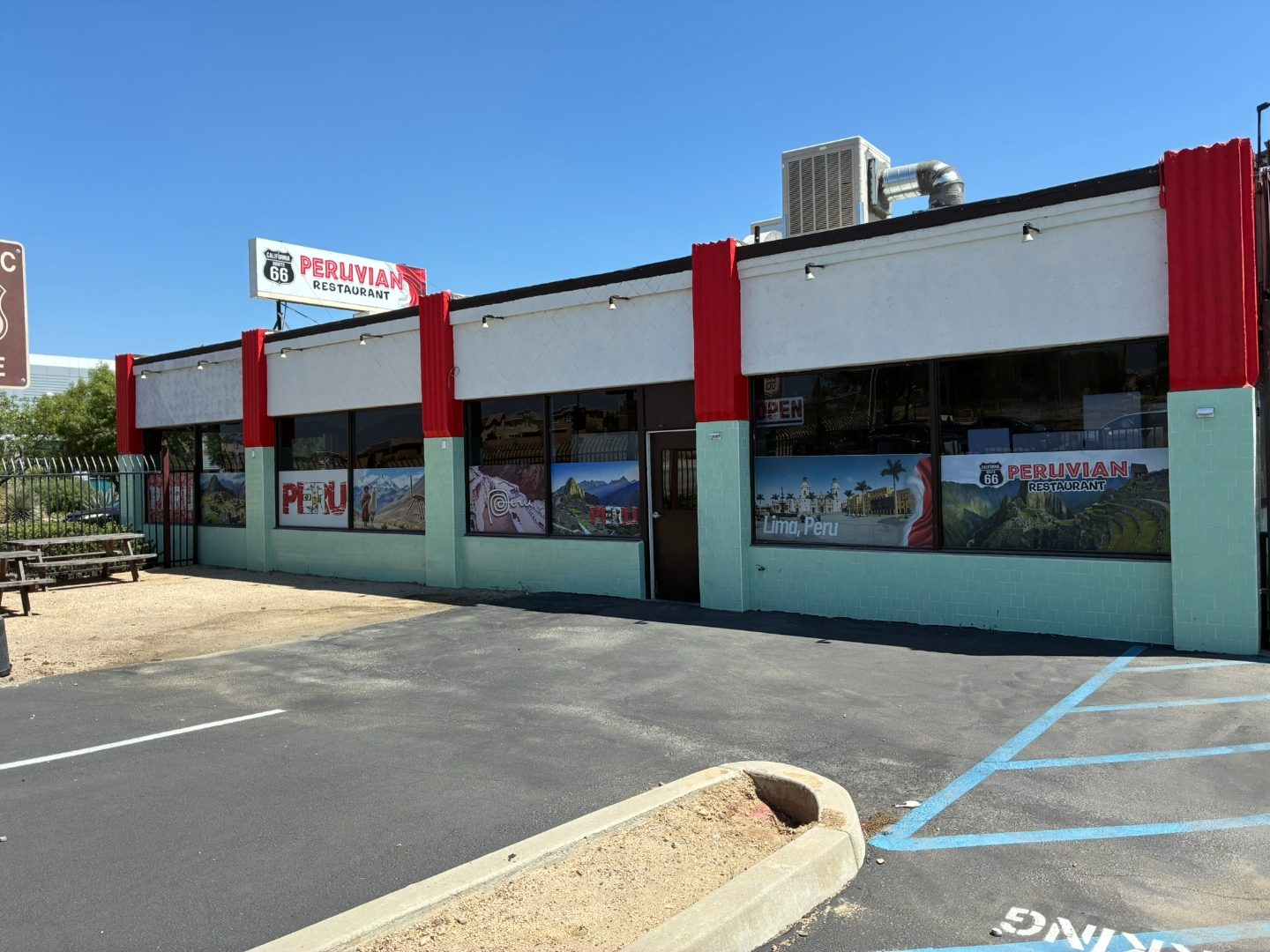 Building exterior, Route 66 signage
