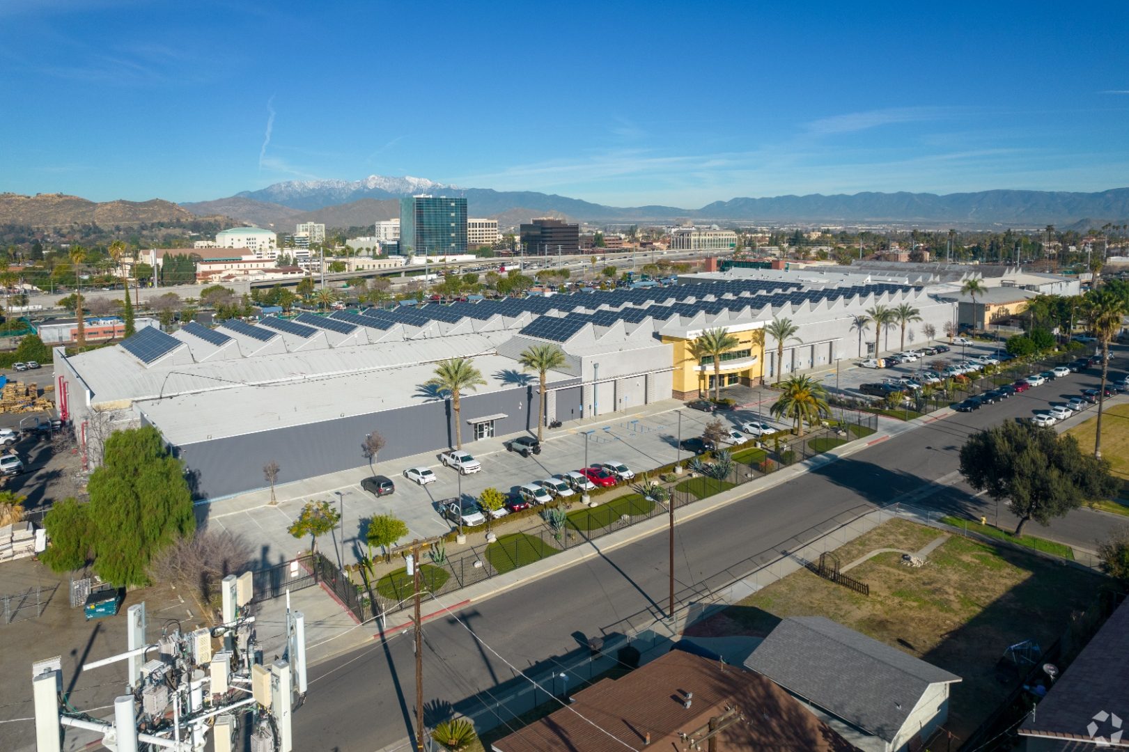 3080 12th Street, Riverside aerial view